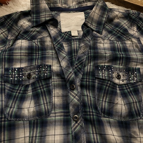 Cowgirl diamond studded flannel - Picture 4 of 5